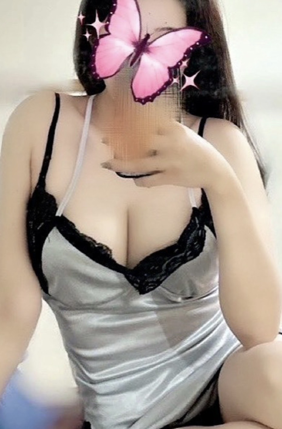 宇佐美りのの写真